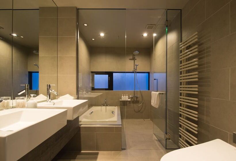 Aspect Luxury Apartments By H2 Life