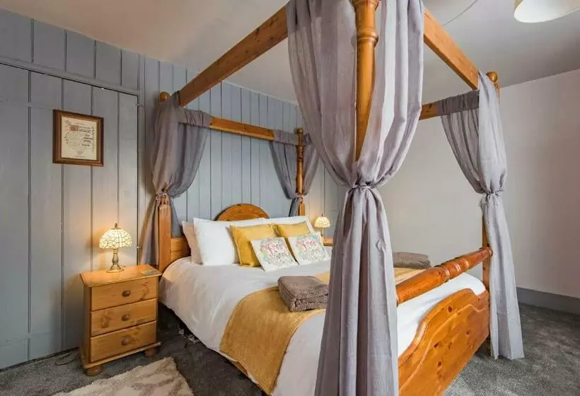Castle View   Charming Cottage With Views Of Dover Castle