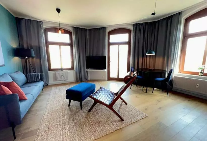 Chic And Calm With Balcony In Gorgeous Kassberg