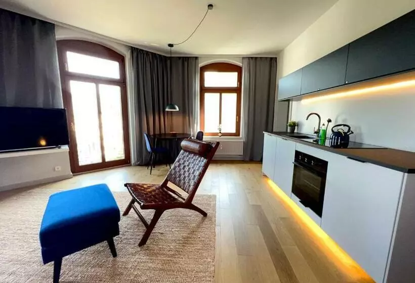 Chic And Calm With Balcony In Gorgeous Kassberg