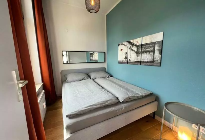 Chic And Calm With Balcony In Gorgeous Kassberg