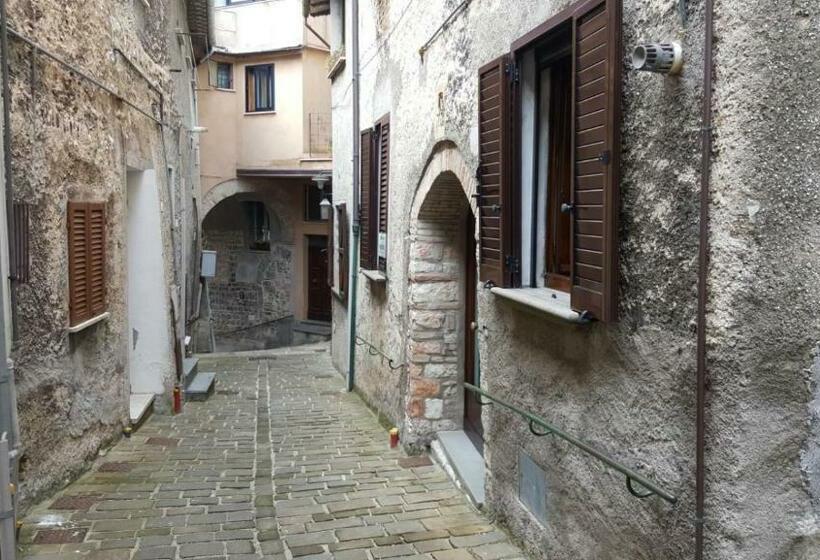 La Casetta De La Rocca