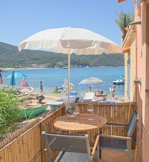 Oyster Beach   Direttamente Sulla Spiaggia Del Forno