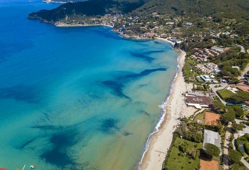 Oyster Beach   Direttamente Sulla Spiaggia Del Forno