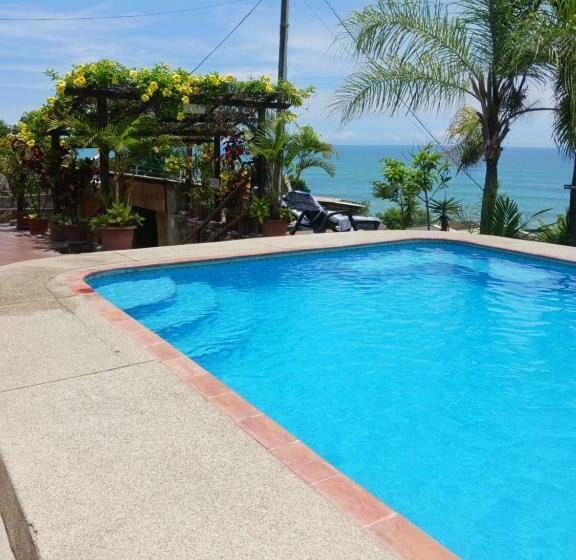 Aguaclara Su Castillo De Arena Seguro Y Privado!