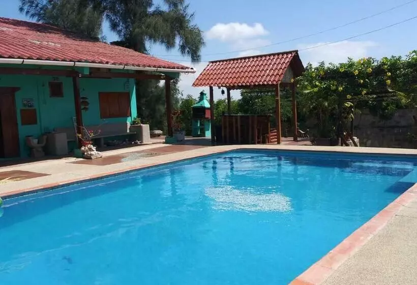 Aguaclara Su Castillo De Arena Seguro Y Privado!