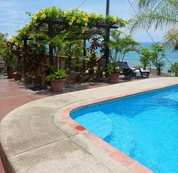 Aguaclara Su Castillo De Arena Seguro Y Privado!