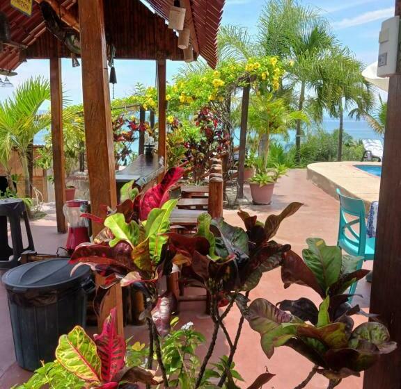 Aguaclara Su Castillo De Arena Seguro Y Privado!