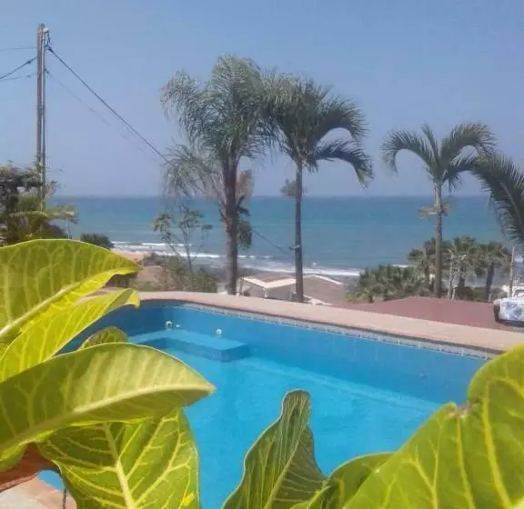 Aguaclara Su Castillo De Arena Seguro Y Privado!