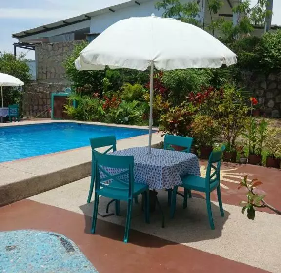 Aguaclara Su Castillo De Arena Seguro Y Privado!