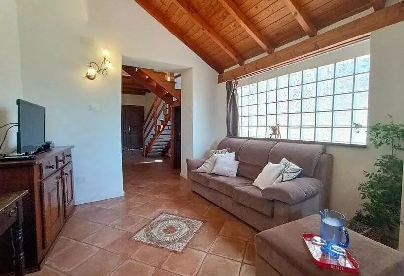 Joivy Great Flat W/terrace And Amazing Hills View