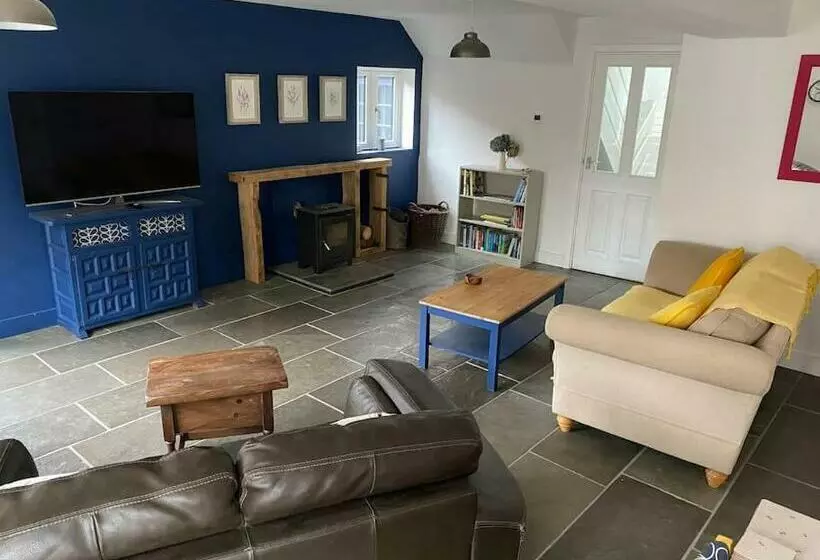 Bramble Cottage On The Edge Of Exmoor