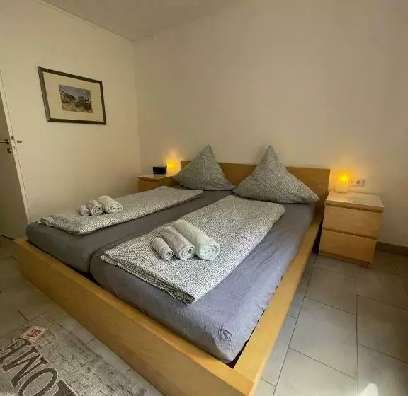 Ferienwohnung Sonnenuhr