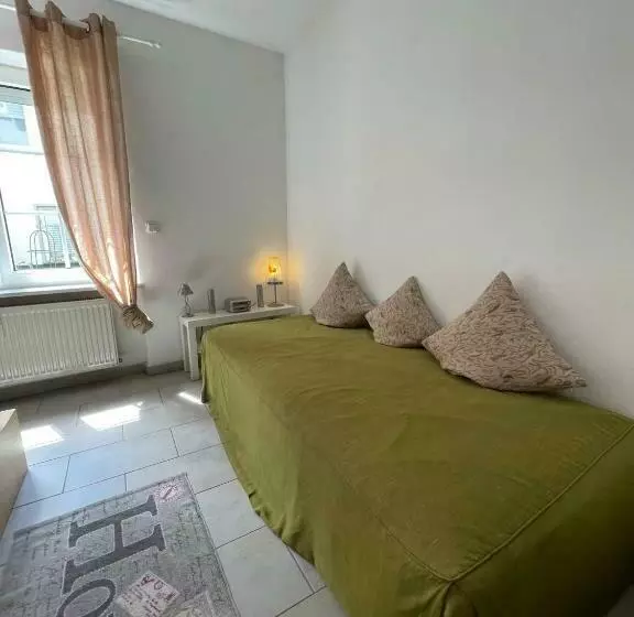 Ferienwohnung Sonnenuhr