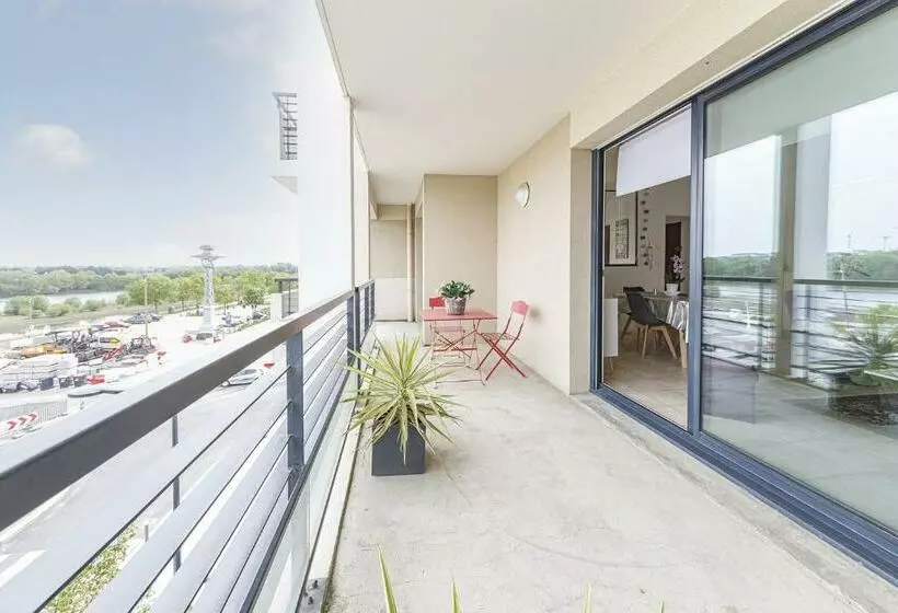 L Aragon   Appartement Vue Sur La Maine