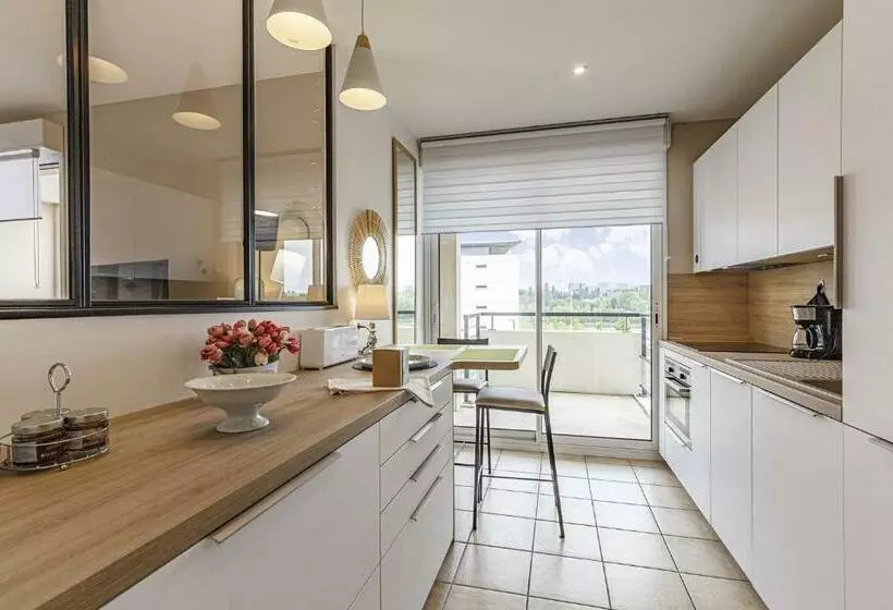 L Aragon   Appartement Vue Sur La Maine