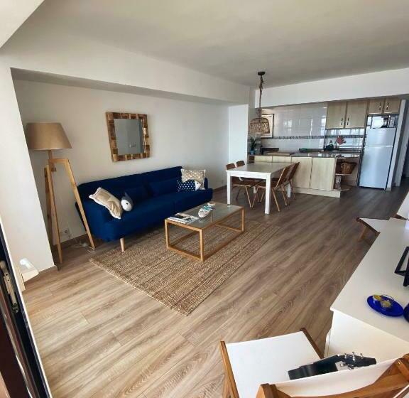 Precioso Apartamento Delante Del Mar En Palamós