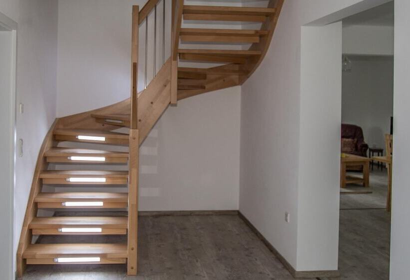 Remarkable 4 Bed House In St Minver Rock