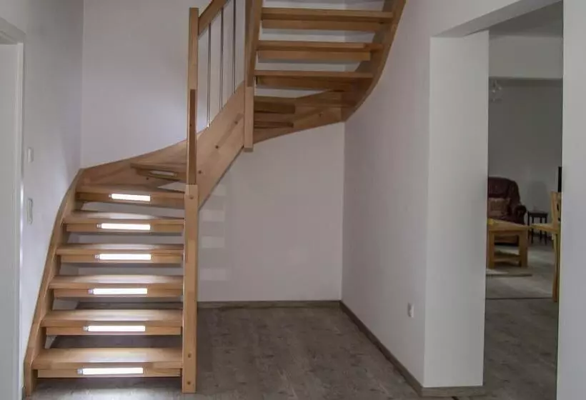 Remarkable 4 Bed House In St Minver Rock