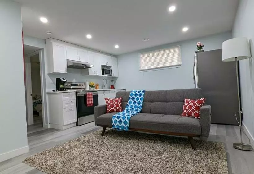Serene & Modern 1bed Suite + Close To Airport
