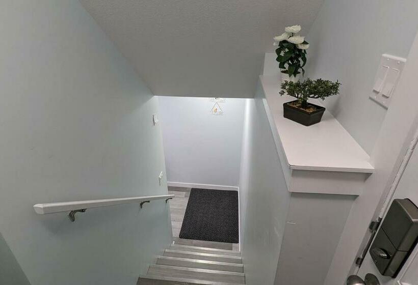 Serene & Modern 1bed Suite + Close To Airport