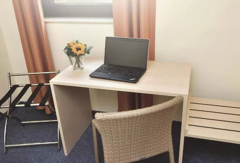 Best Deal Airporthotel Weeze