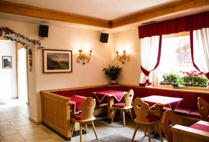 Dolomiti Hotel Cozzio