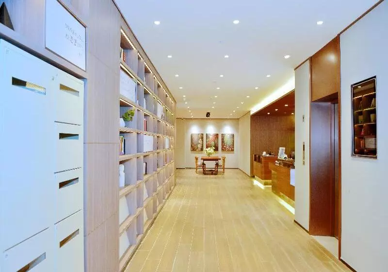 Hanting Hotel Shenzhen Nanshan Metro Station