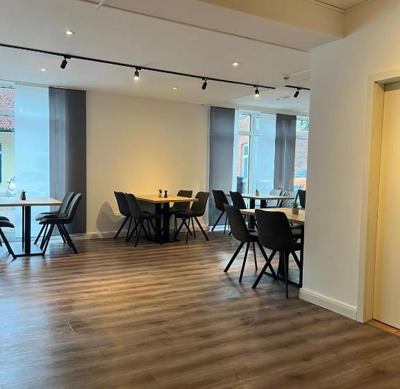 Отель Harmshof Bispingen