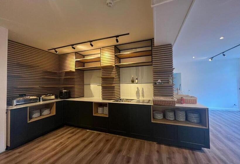 Отель Harmshof Bispingen