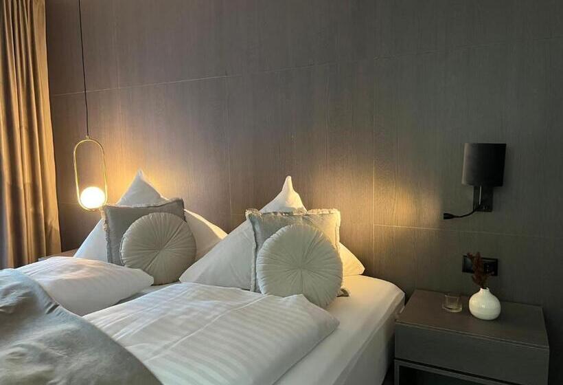 Отель Harmshof Bispingen