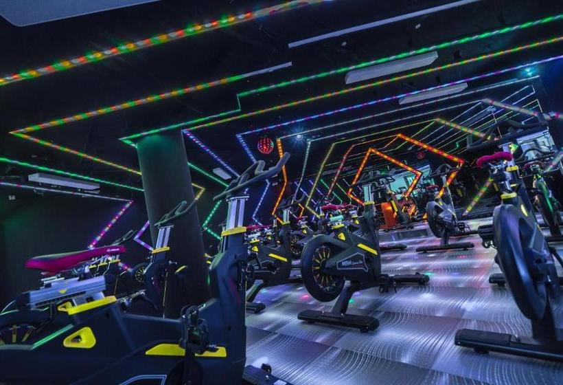 فندق Zhongshan Junchuang Century