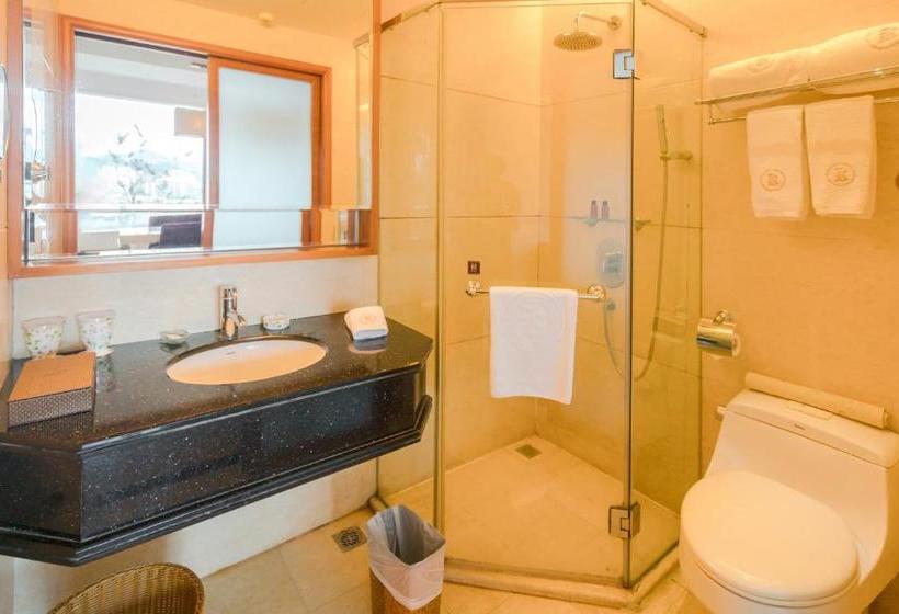 فندق Zhongshan Junchuang Century