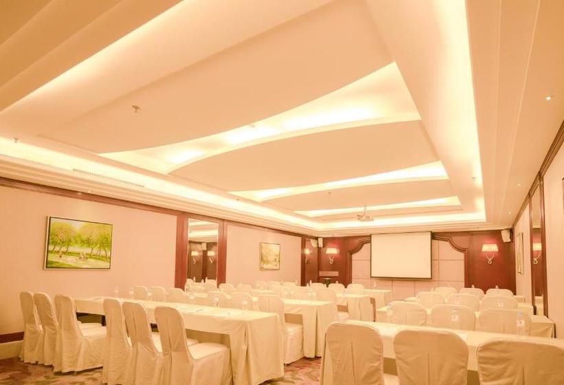 فندق Zhongshan Junchuang Century