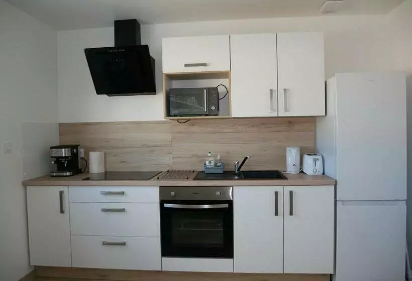 Appartement Lumineux Au Calme