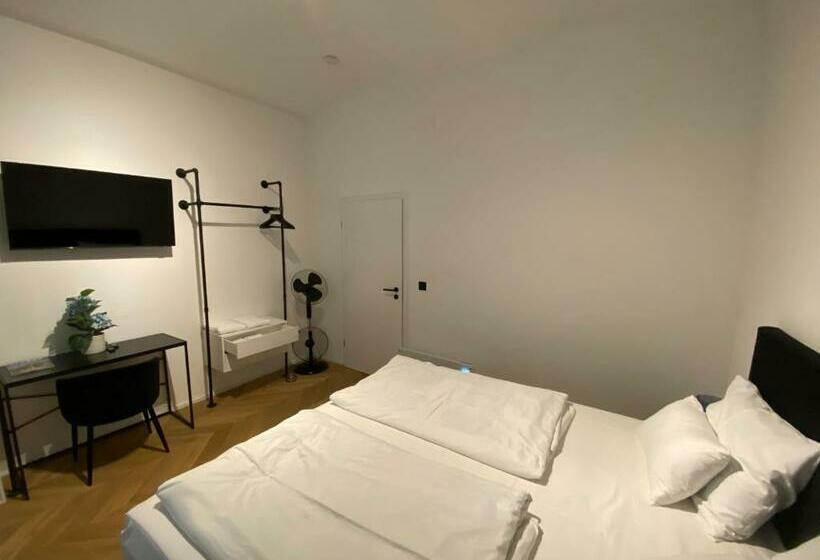 Design Apartment In The Centre Of Vienna