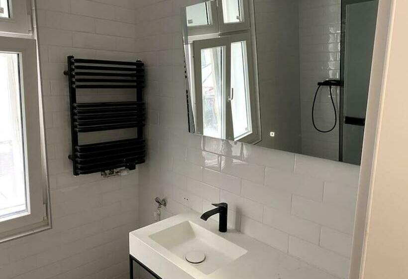 Design Apartment In The Centre Of Vienna