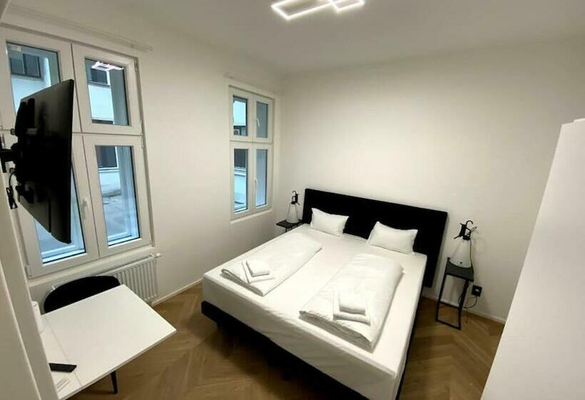 Design Apartment In The Centre Of Vienna
