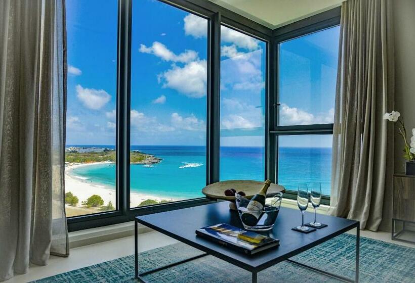 Fourteen At Mullet Bay