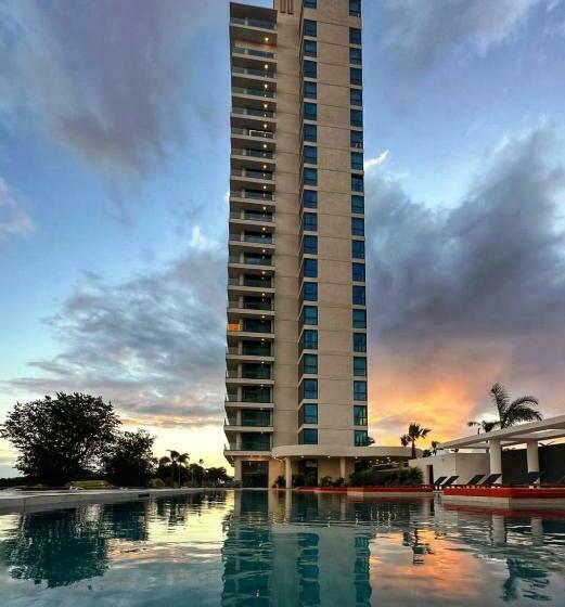 Fourteen At Mullet Bay