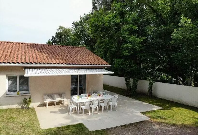 Maison Royan 3 Chambres Avec Salle D Eau, Piscine