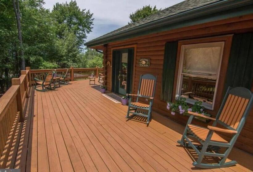 Pinnacle Paradise! Hot Tub! Dock Slip Included!