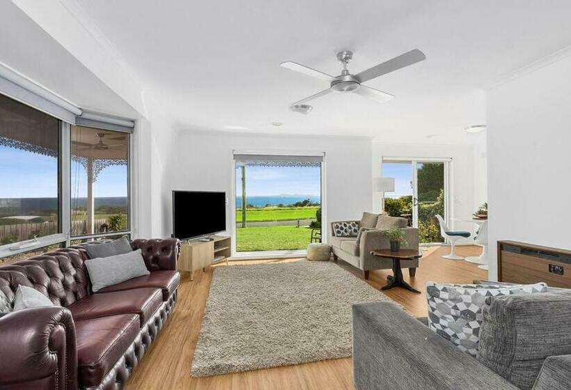 Waterfront   Bay Views   Edgewater Springs