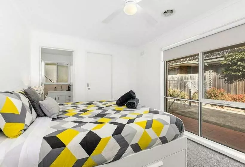 Waterfront   Bay Views   Edgewater Springs