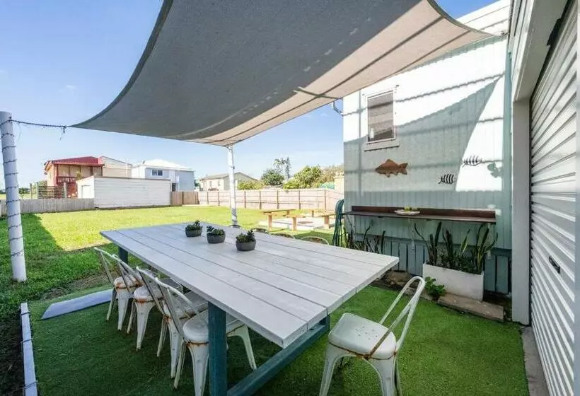 At The Beach Brooms Head Ljhooker Yamba