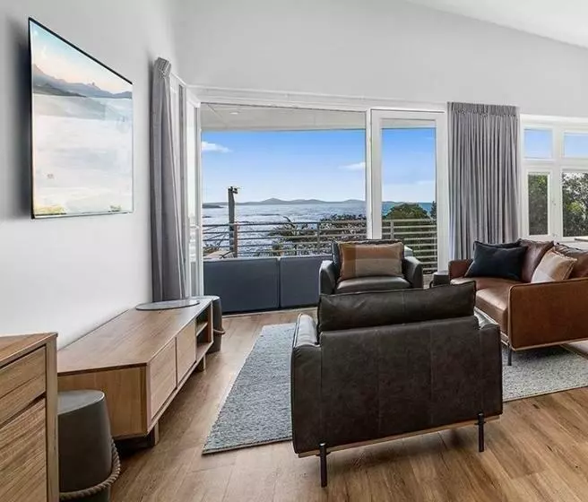 Bluehaven Woolgoolga   Brand New, Ocean Views, 200m Stroll To Beach And Restaurants!