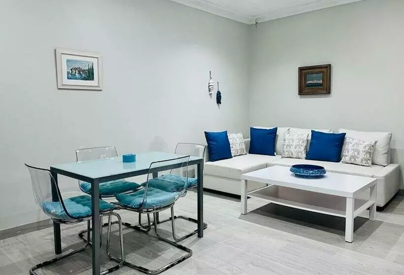 Apartamento Adosado Con Terraza En Playa América, Nigrán
