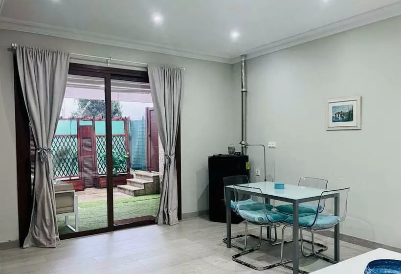 Apartamento Adosado Con Terraza En Playa América, Nigrán