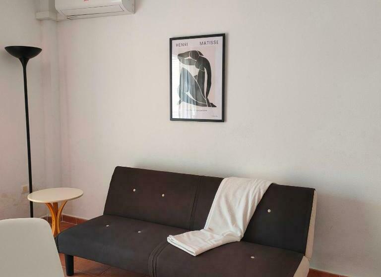 Apartamento Naturista En Urbanización Naturista En Primera Línea Del Mar Y De La Playa Naturista De