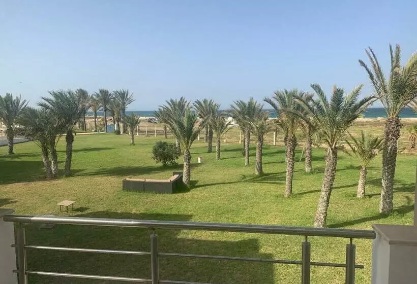 Ely Beach